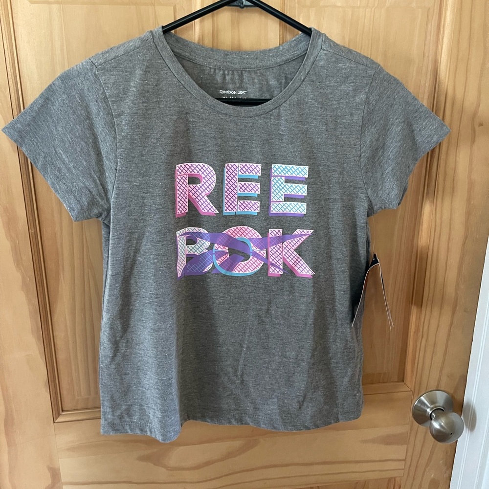 New with tags, girls size XL (14-16) Reebok T-Shirt. Paid $28